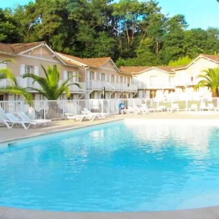 Апартаменты Spacieux T4 Piscine A Anglet Биарриц