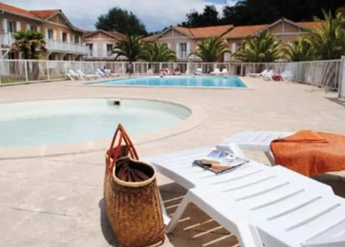 Spacieux T4 Piscine A Anglet Биарриц